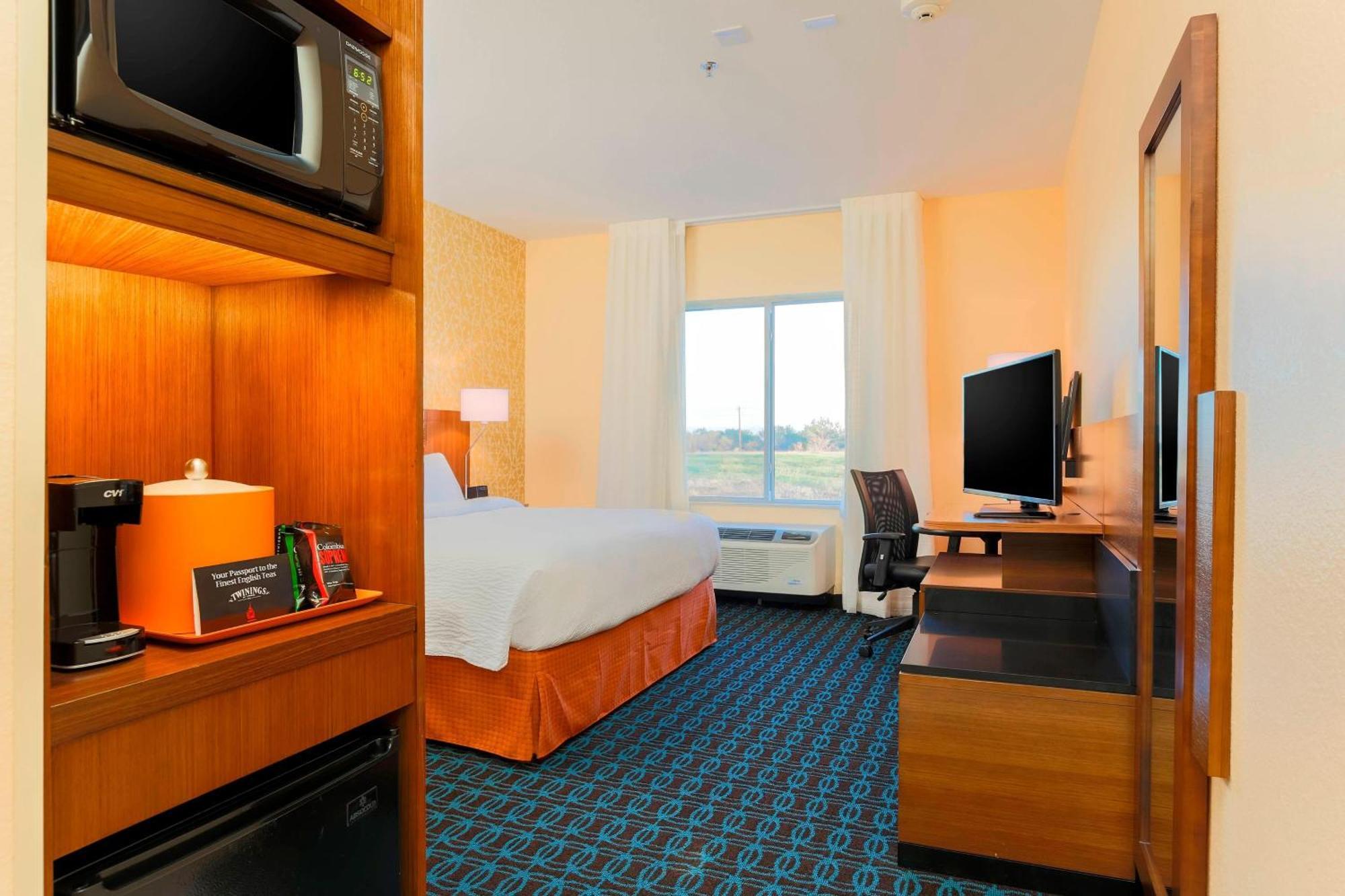 Fairfield Inn & Suites By Marriott פלזנטון מראה חיצוני תמונה