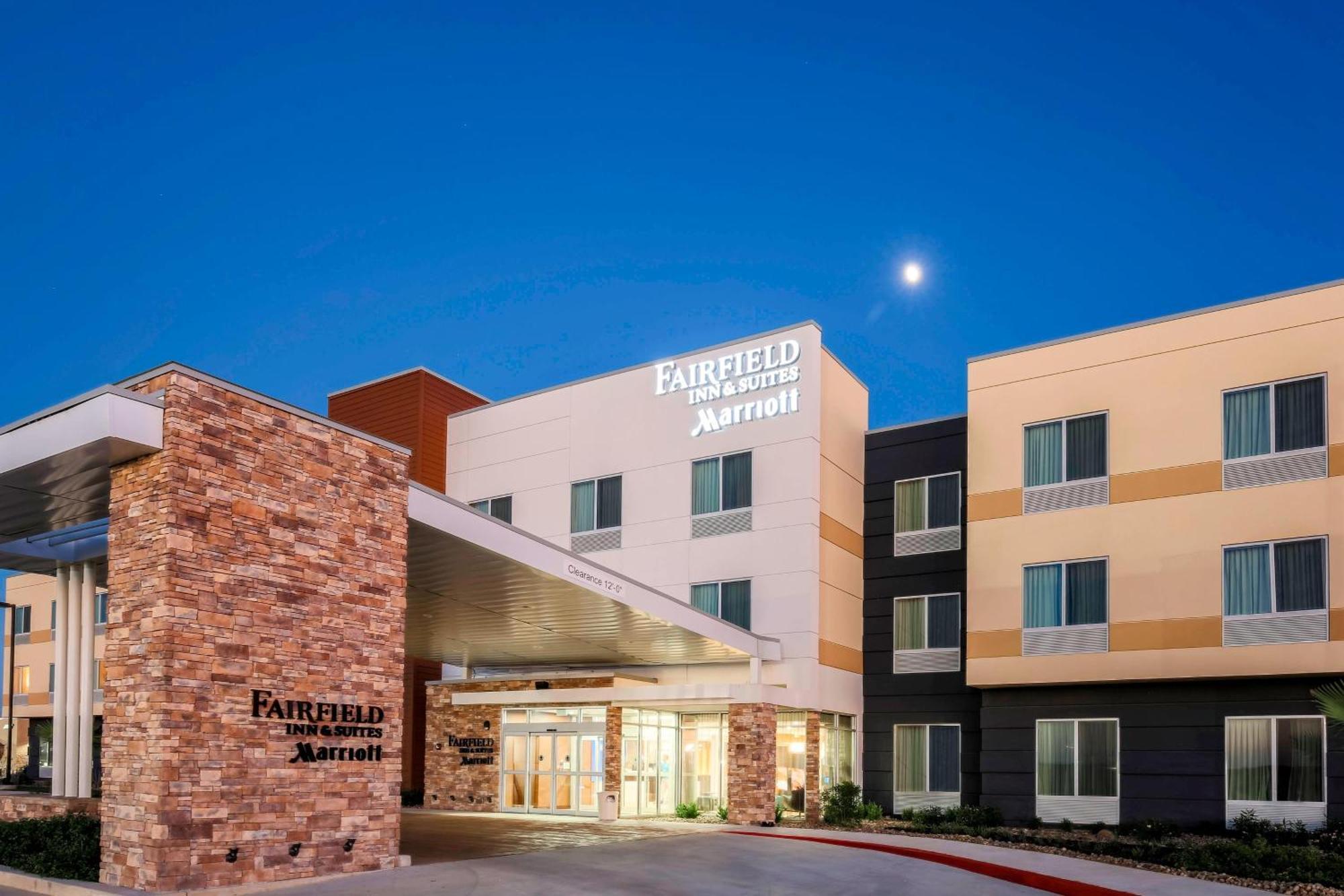 Fairfield Inn & Suites By Marriott פלזנטון מראה חיצוני תמונה