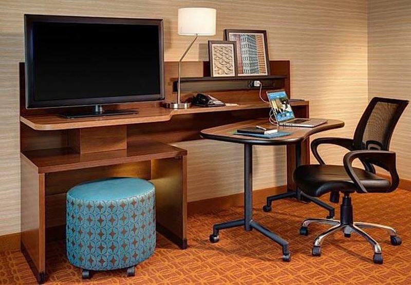 Fairfield Inn & Suites By Marriott פלזנטון מראה חיצוני תמונה