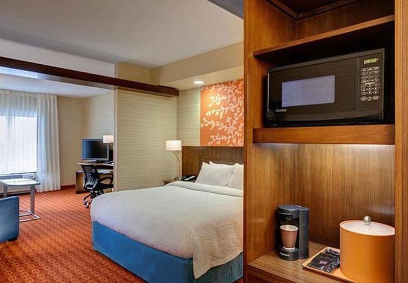 Fairfield Inn & Suites By Marriott פלזנטון מראה חיצוני תמונה